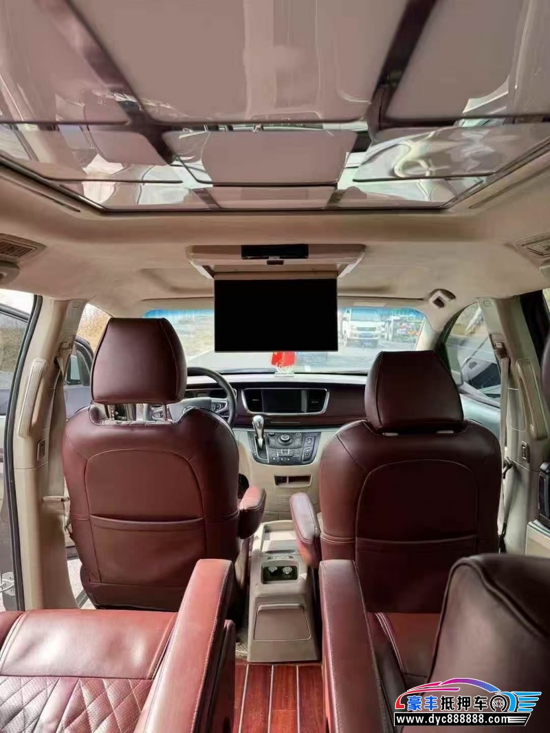 18年别克GL8轿车抵押车出售