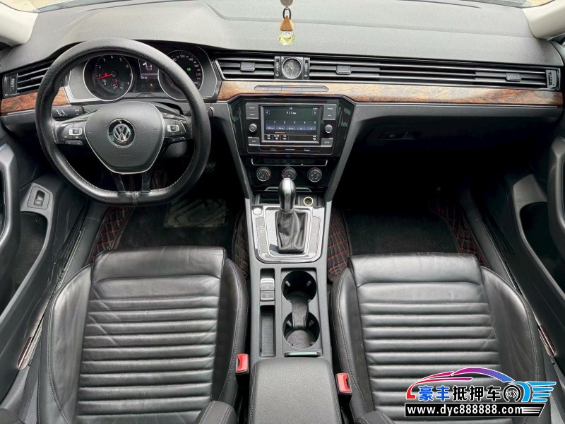 19年大众迈腾轿车抵押车出售