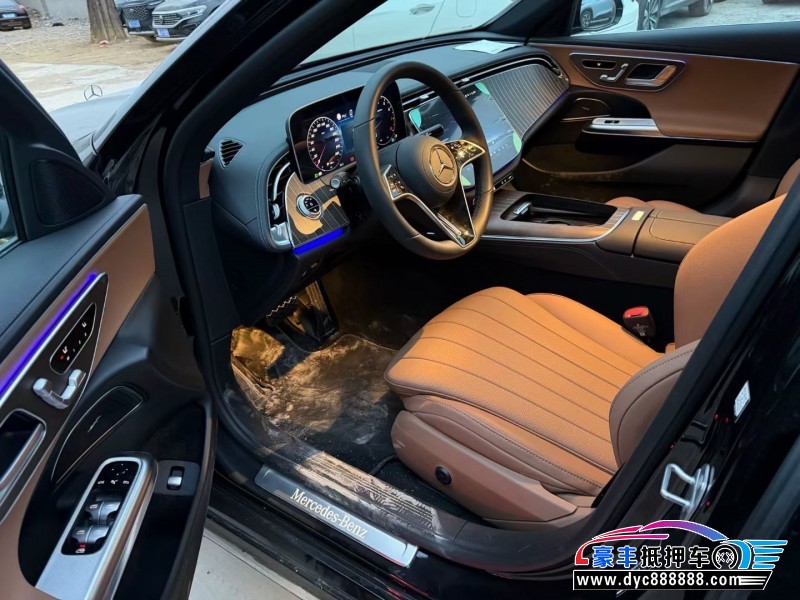 25年奔驰E轿车抵押车出售