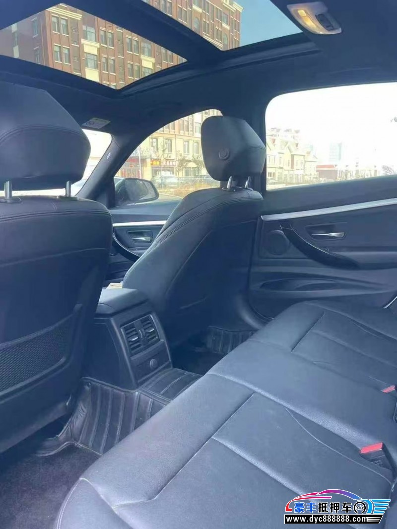 20年宝马3系轿车抵押车出售