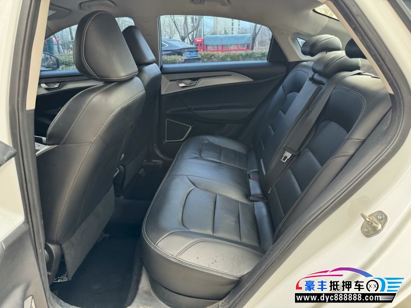 23年吉利几何轿车抵押车出售