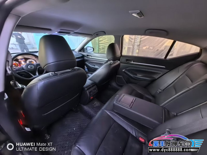 21年日产天籁轿车抵押车出售