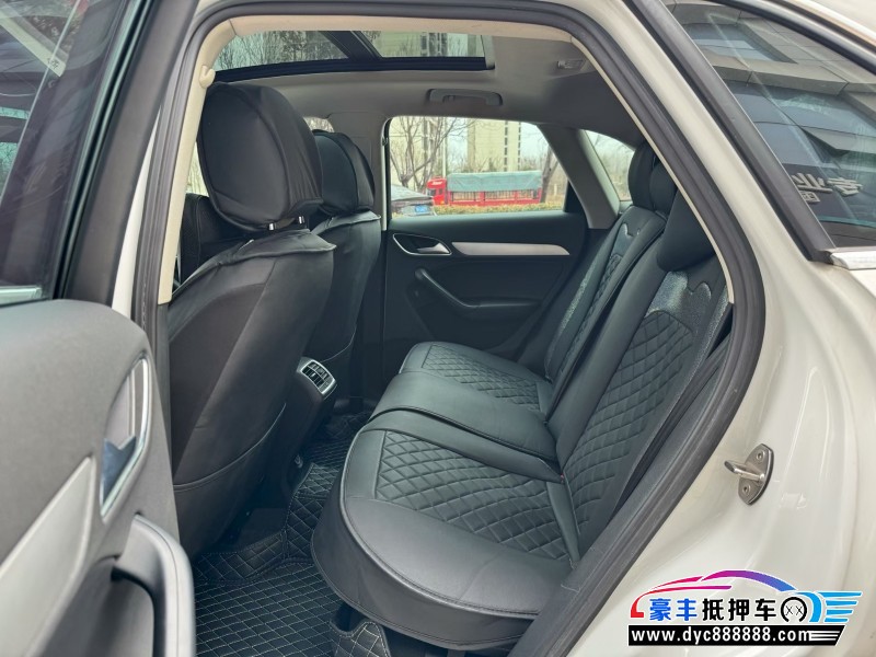 18年奥迪Q3轿车抵押车出售