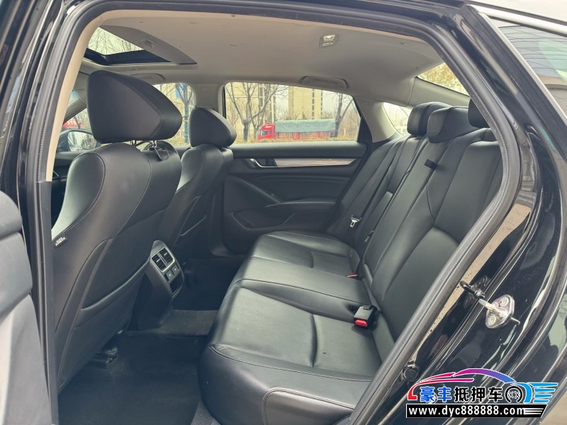 23年本田雅阁轿车抵押车出售