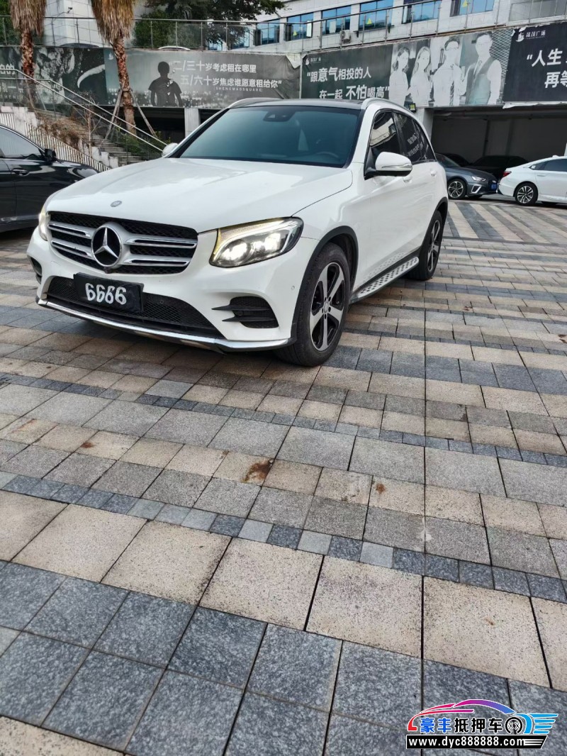 17年奔驰GLC轿车抵押车出售