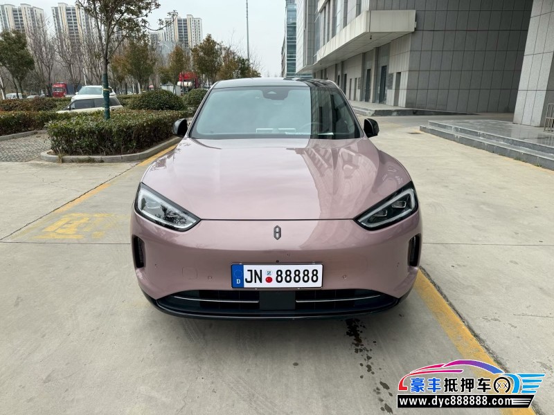 抵押车出售23年华为问界轿车