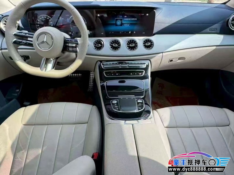 23年奔驰E轿车抵押车出售