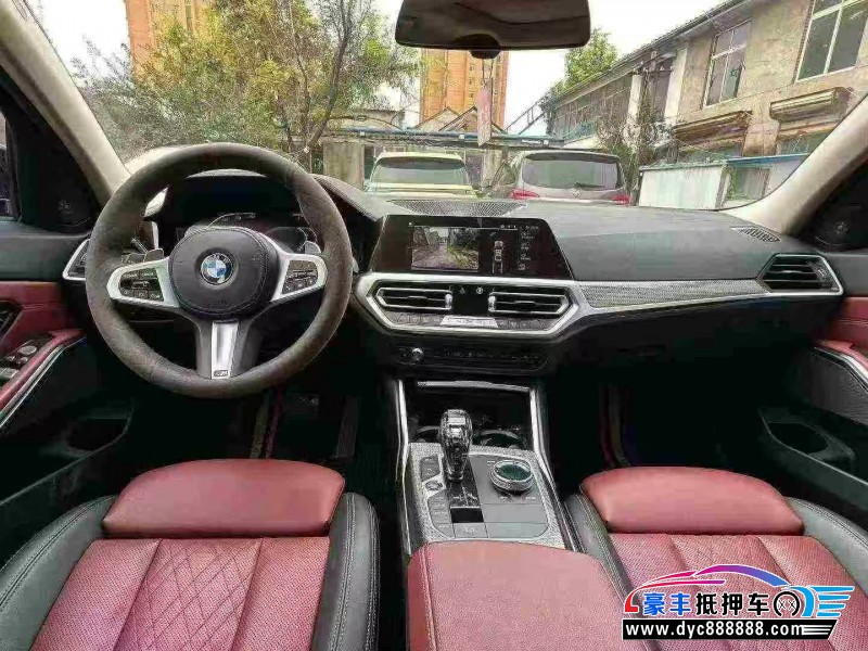 22年宝马3系轿车抵押车出售