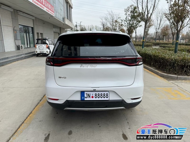 19年比亚迪唐轿车抵押车出售