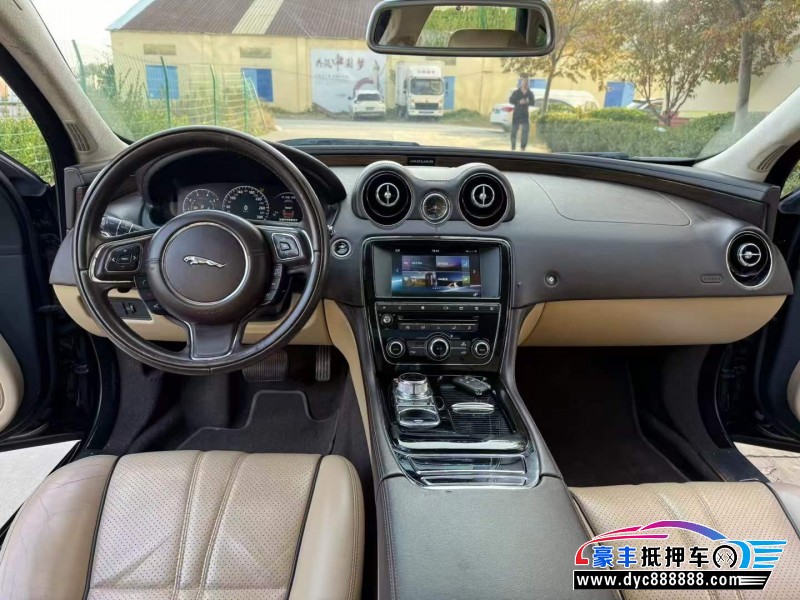 17年捷豹XJL轿车抵押车出售