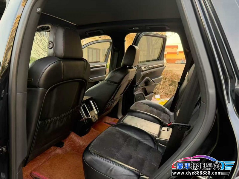 17年保时捷卡宴轿车抵押车出售