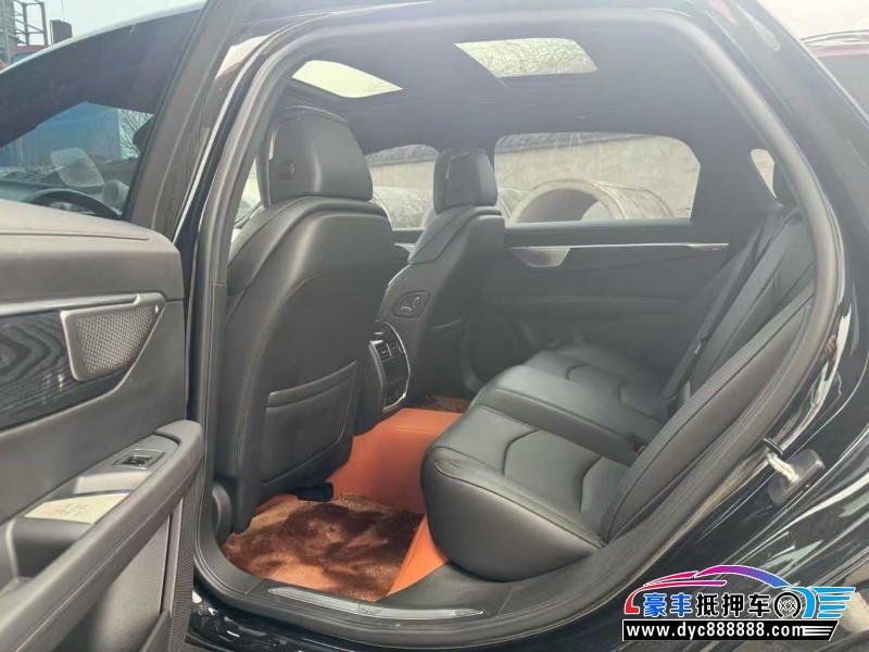 24年凯迪拉克CT6轿车抵押车出售