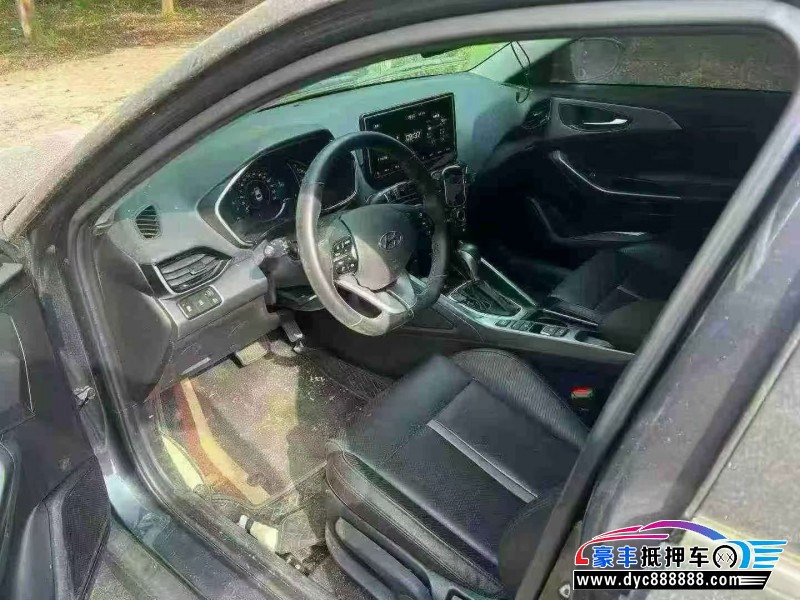 21年现代菲斯塔轿车抵押车出售