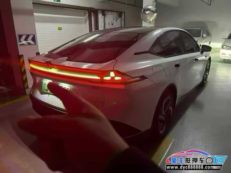 25年长安深蓝L07轿车抵押车出售