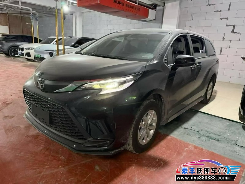 24年丰田格瑞维亚轿车抵押车出售