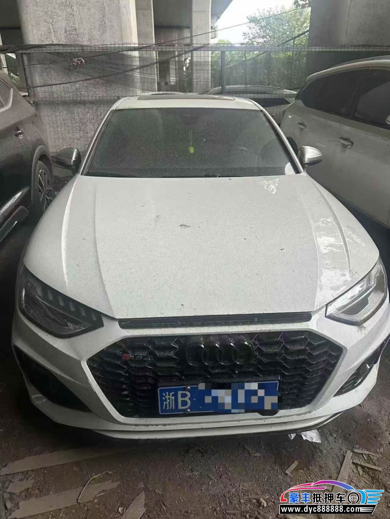 抵押车出售22年奥迪S4轿车