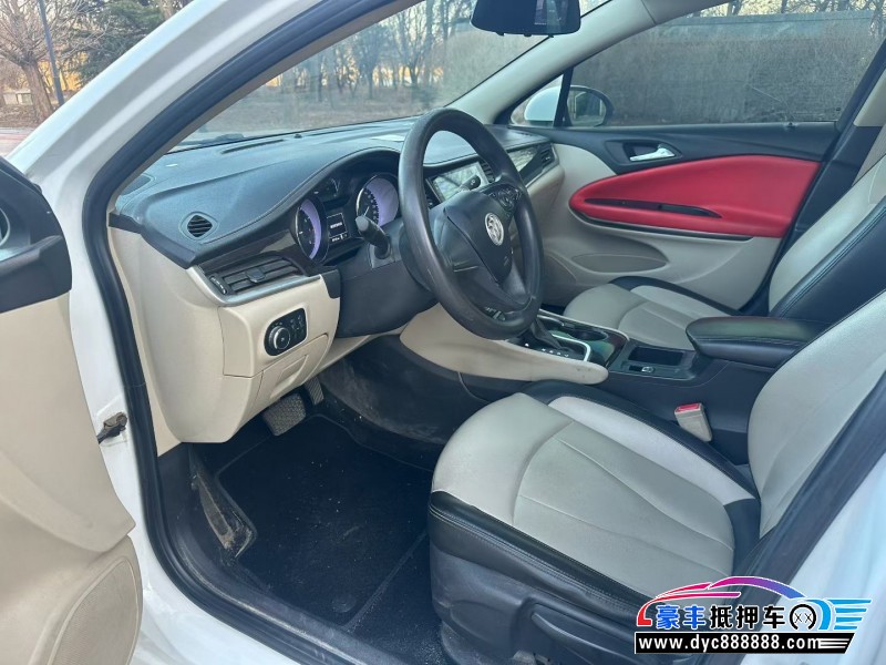 19年别克威朗轿车抵押车出售