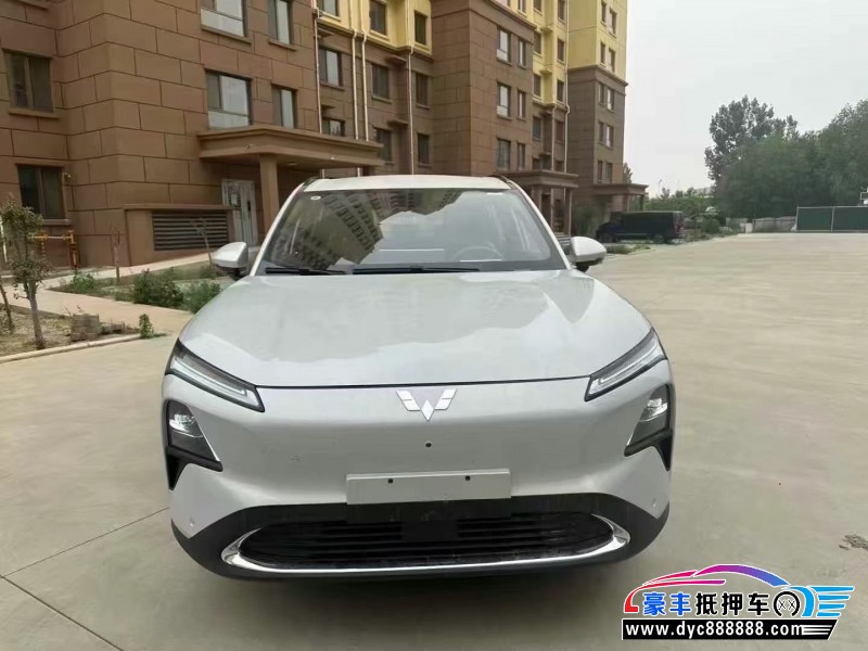 抵押车出售24年五菱星光轿车