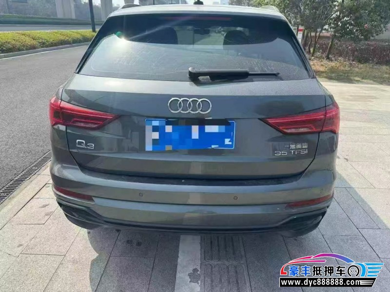 22年奥迪Q3轿车抵押车出售