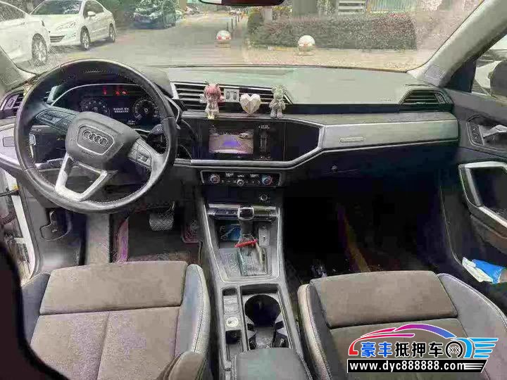 21年奥迪Q3轿车抵押车出售