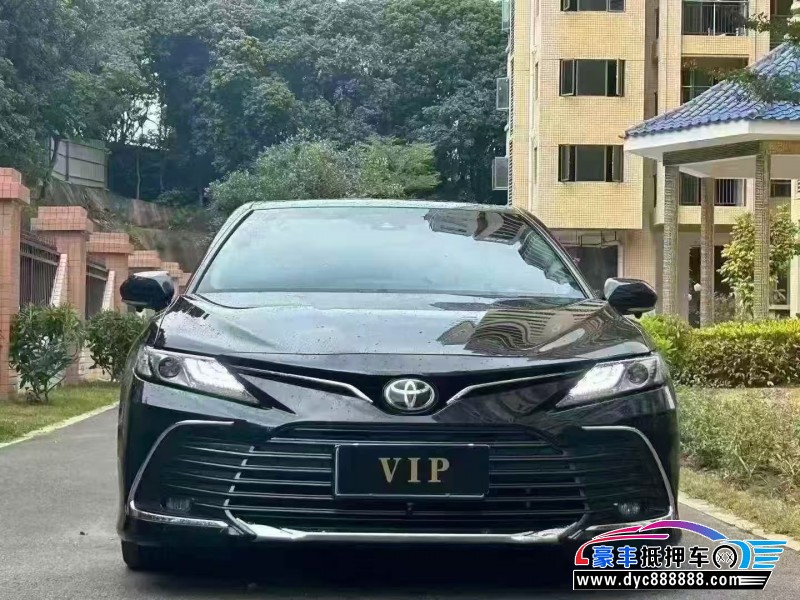 抵押车出售23年丰田凯美瑞轿车