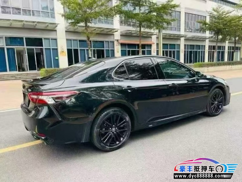 24年丰田凯美瑞轿车抵押车出售