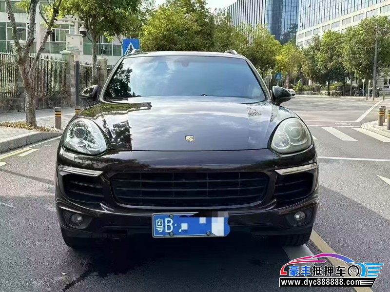 17年保时捷卡宴轿车抵押车出售