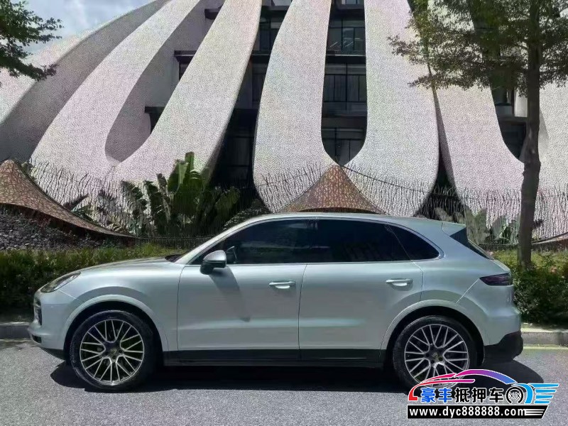 21年保时捷卡宴轿车抵押车出售