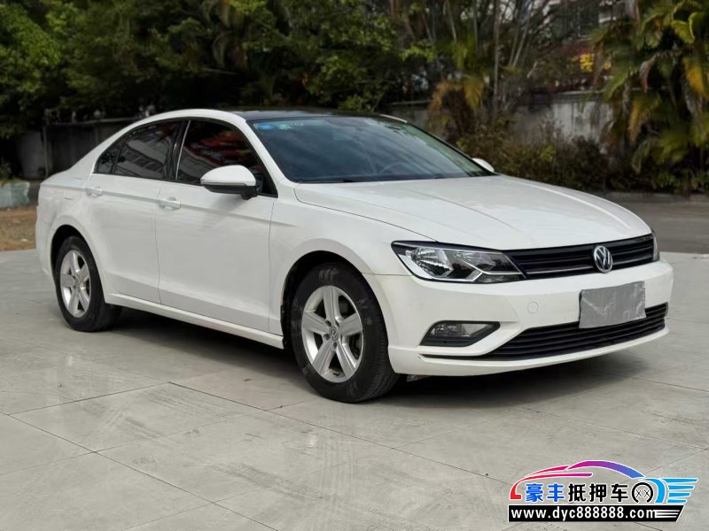 17年大众凌渡轿车抵押车出售