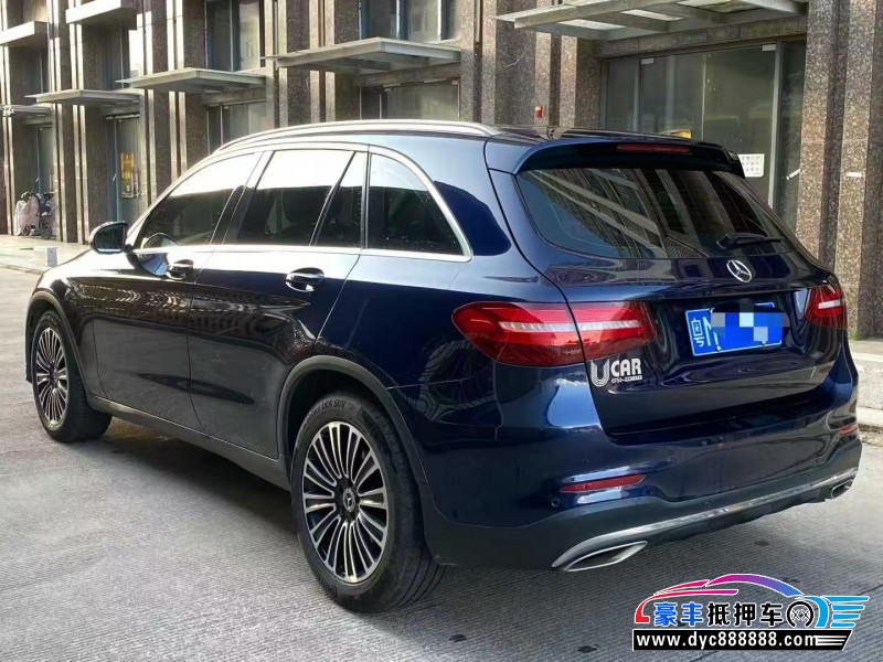 18年奔驰GLC轿车抵押车出售