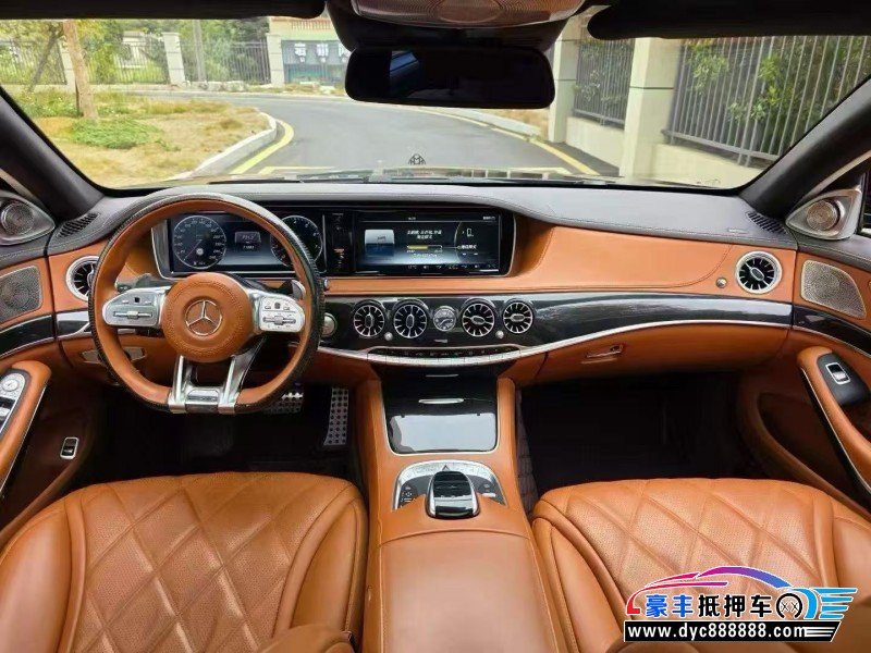 16年奔驰S轿车抵押车出售