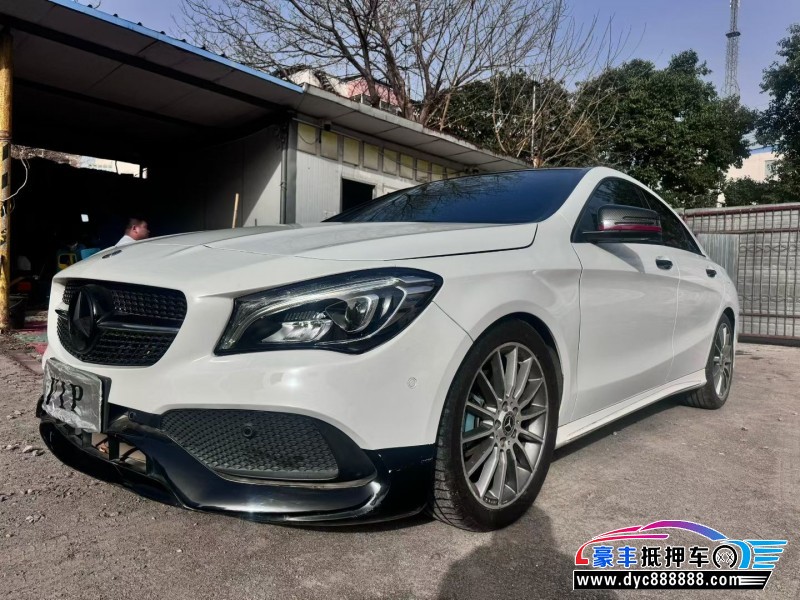 18年奔驰CLA轿车抵押车出售