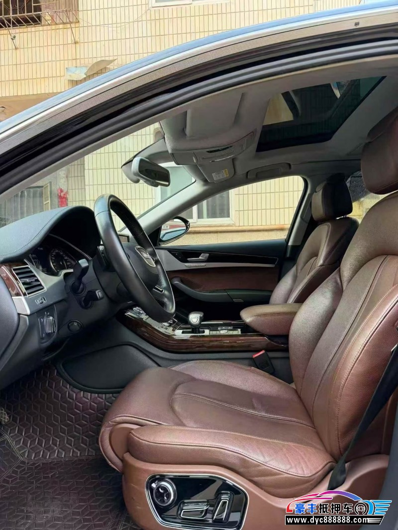 17年奥迪A8轿车抵押车出售