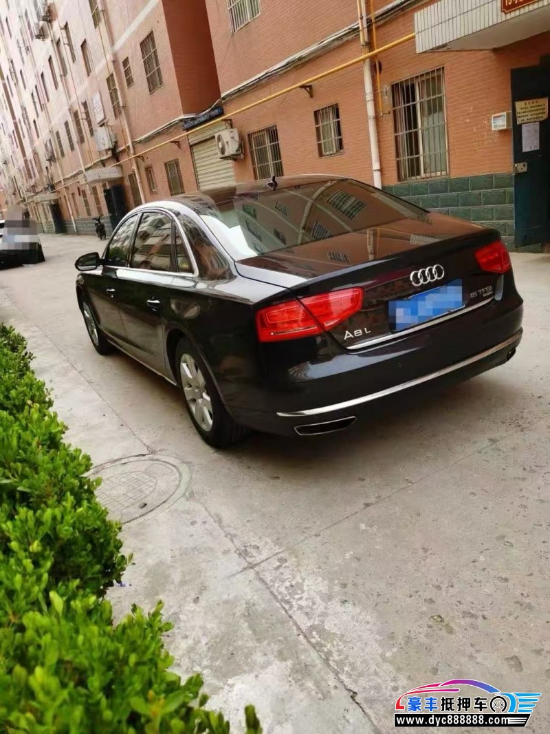 15年奥迪A8轿车抵押车出售