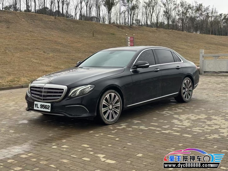 18年奔驰E轿车抵押车出售