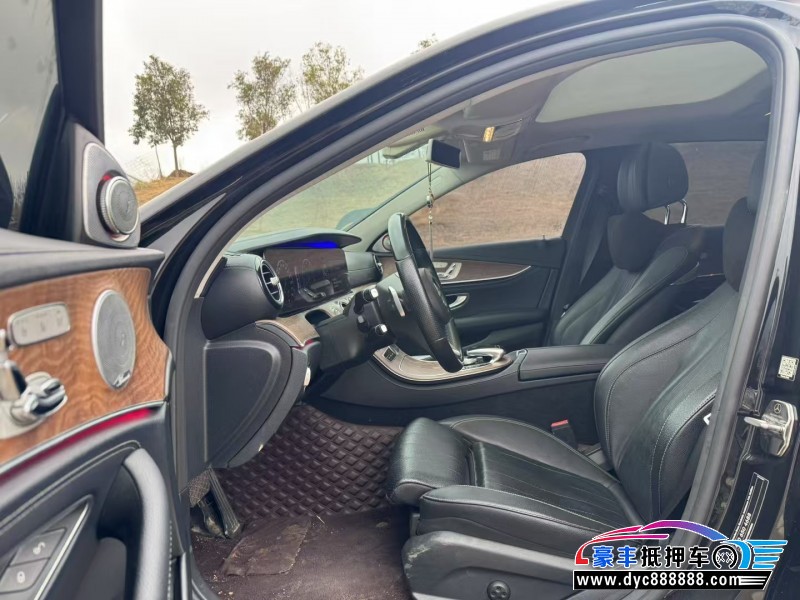 18年奔驰E轿车抵押车出售