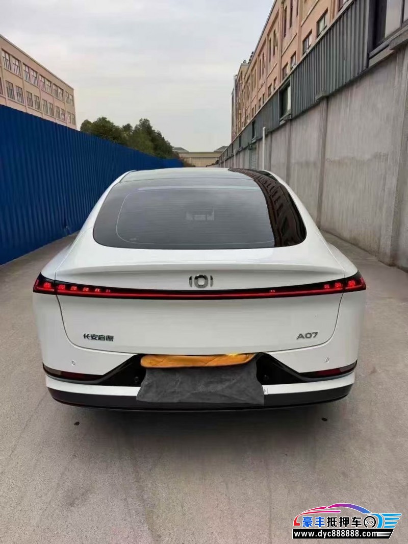 25年长安启源A07轿车抵押车出售