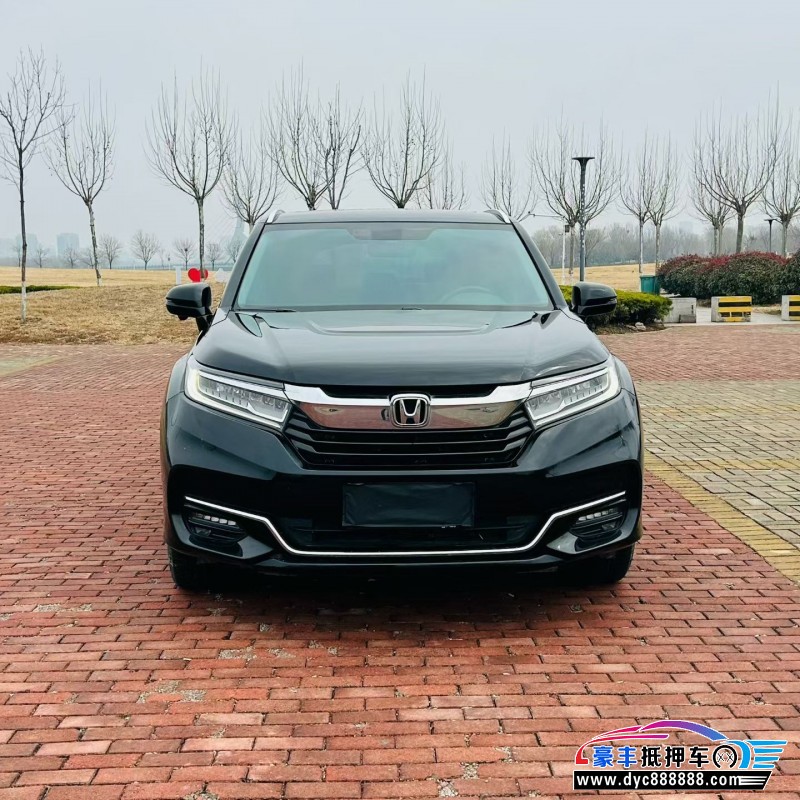 抵押车出售22年本田冠道轿车