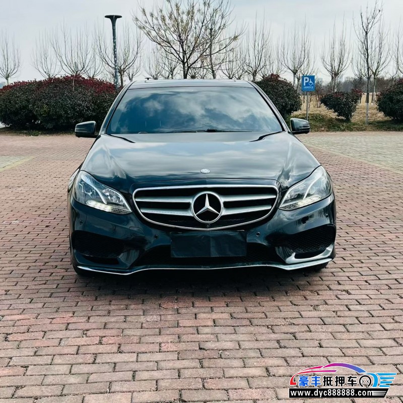 抵押车出售15年奔驰E轿车