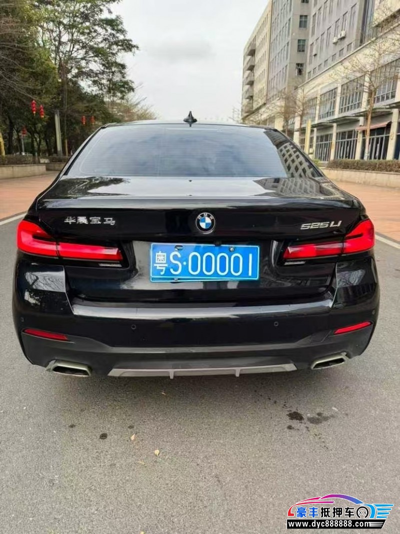 23年宝马5系轿车抵押车出售