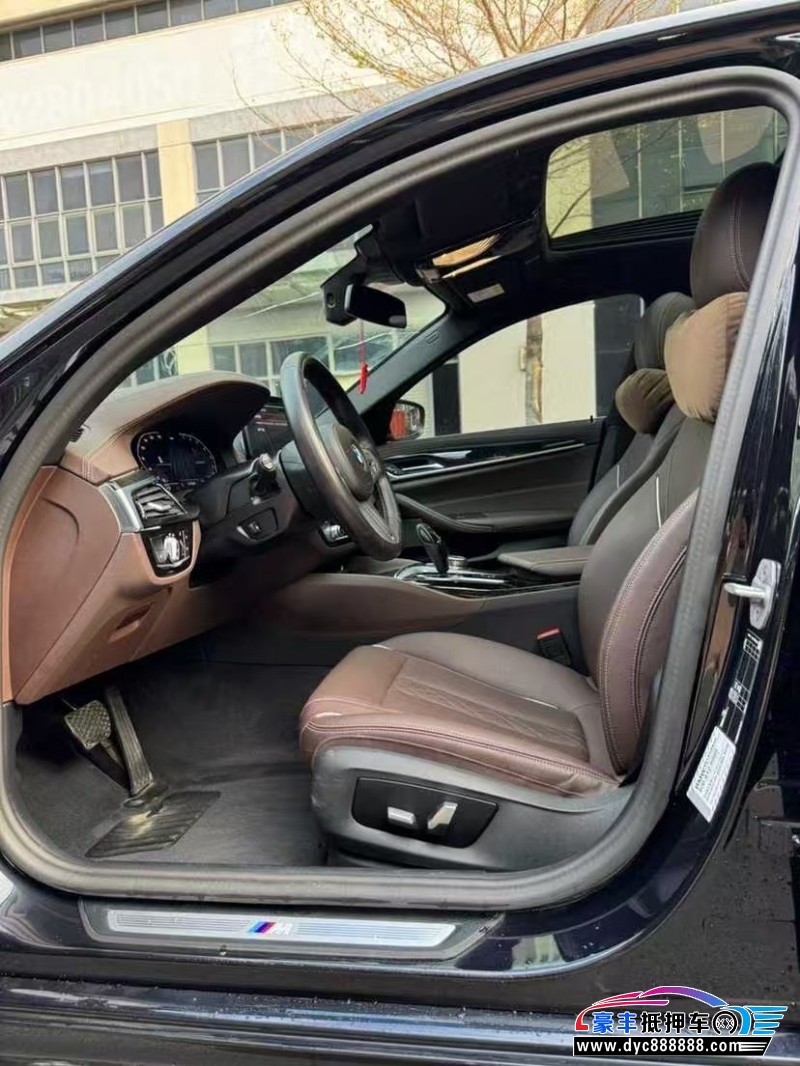 23年宝马5系轿车抵押车出售