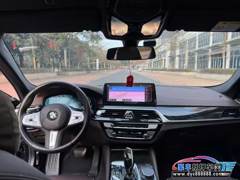 23年宝马5系轿车抵押车出售