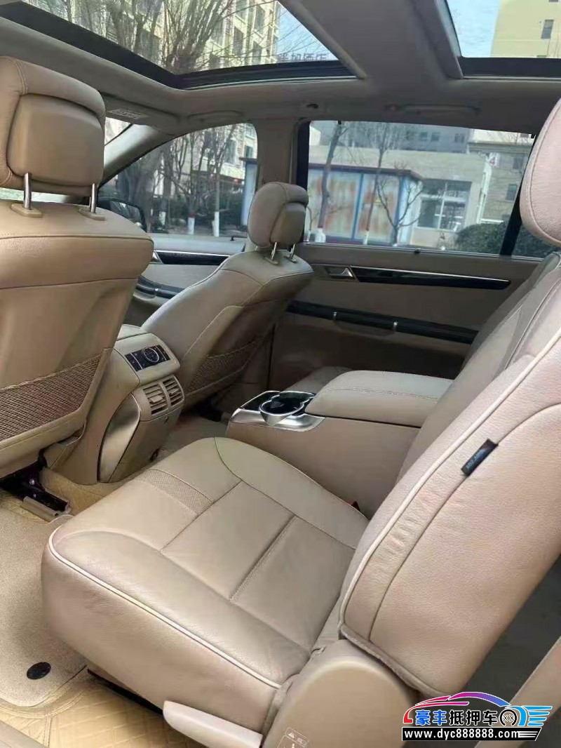 15年奔驰R轿车抵押车出售