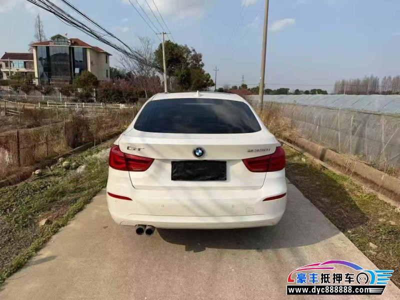 17年宝马3系轿车抵押车出售