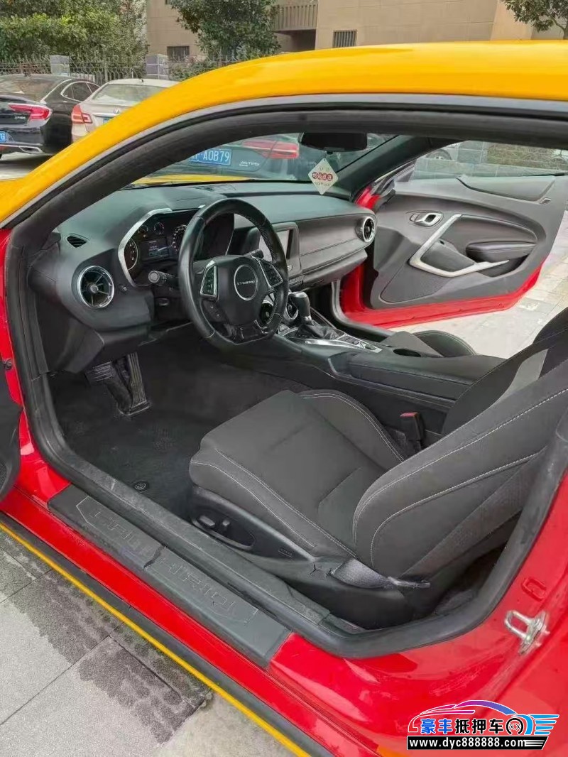 17年雪佛兰科迈罗轿车抵押车出售