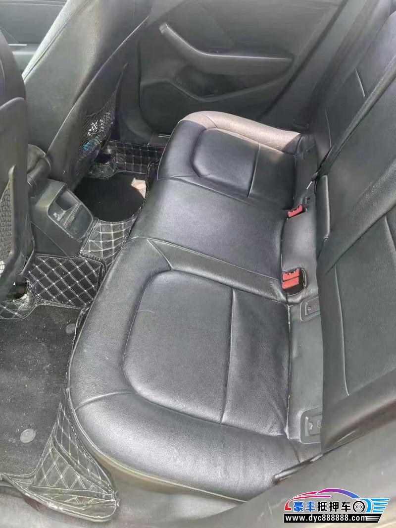 16年奥迪A3轿车抵押车出售