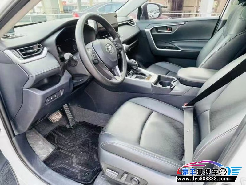 25年丰田RAV4轿车抵押车出售