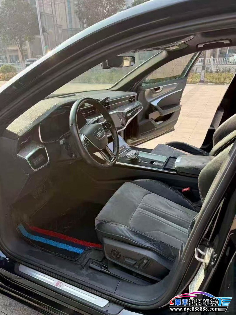 22年奥迪A6轿车抵押车出售