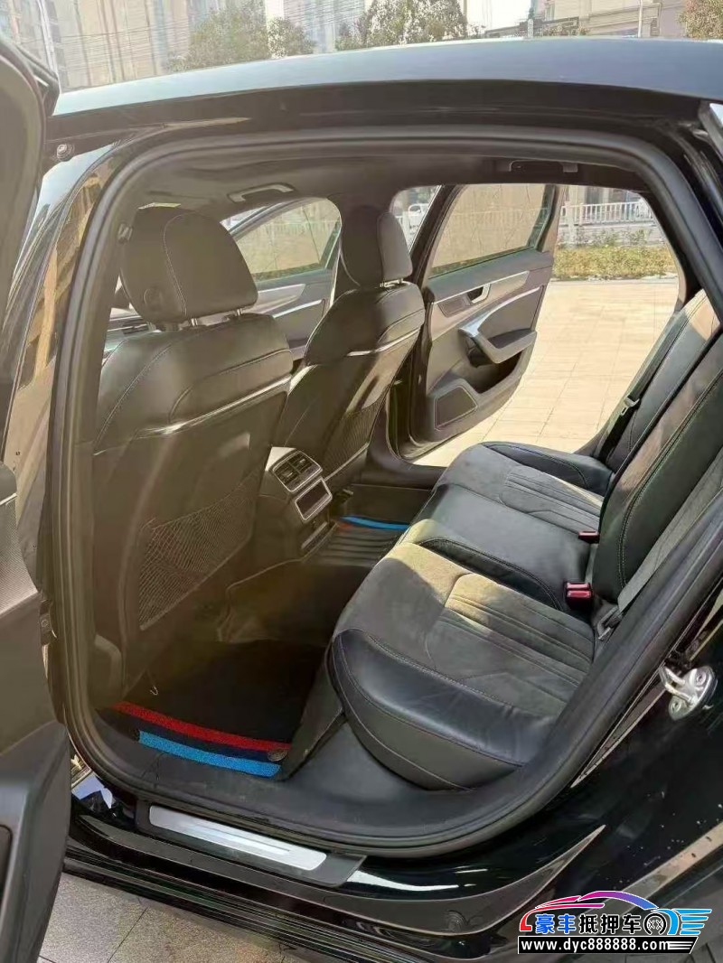 22年奥迪A6轿车抵押车出售