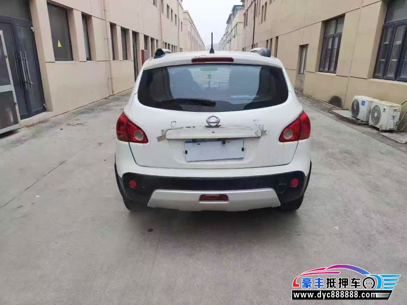 14年日产逍客轿车抵押车出售